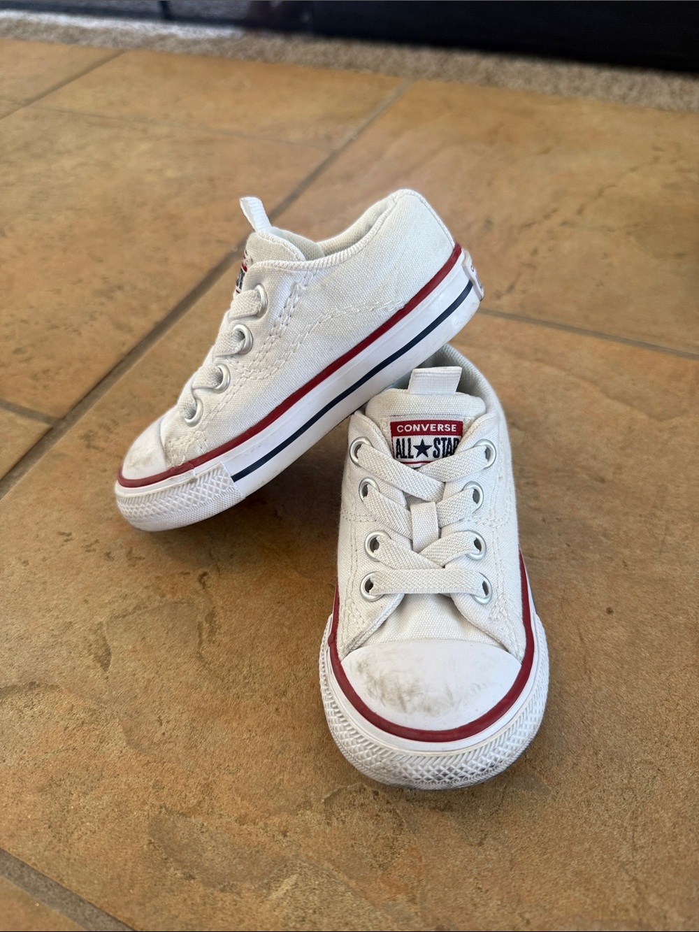 Converse Toddlers White Canvas Low Top Sneakers with Red Trim